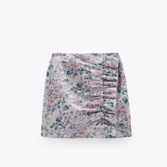 ZARA  jacquard mini skirt 9006/062/330 size S -excellent condition - Picture 6 of 11